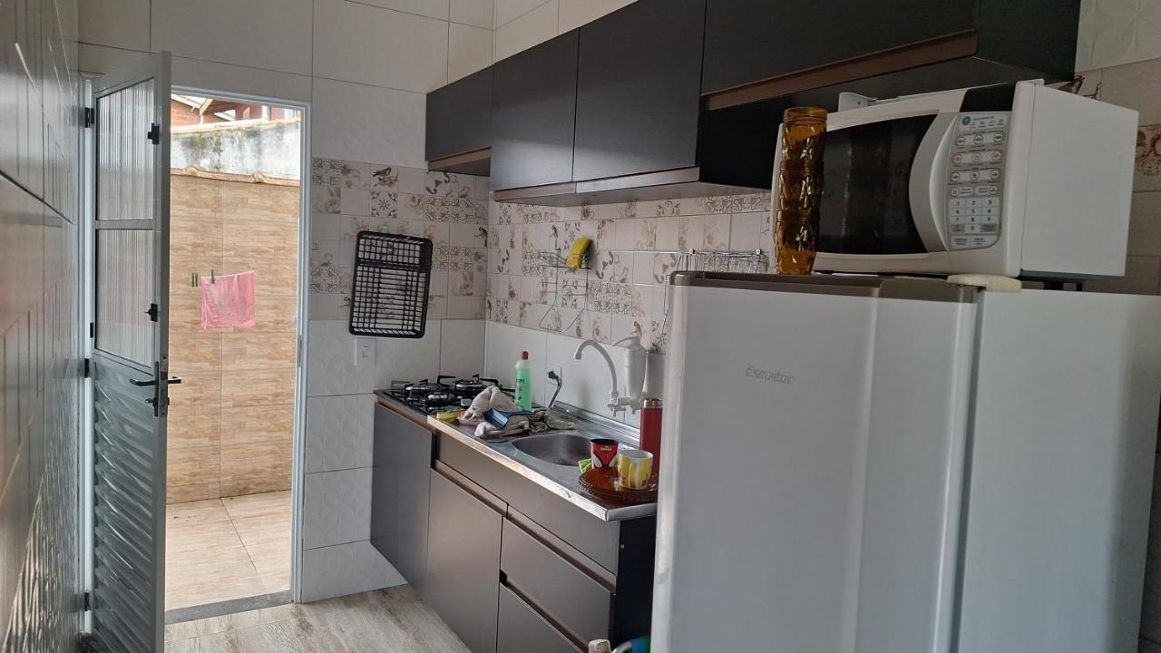Apartamento encantador com piscina Ubatuba Bagian luar foto